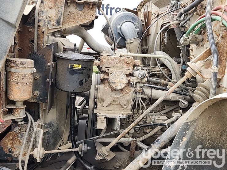 1989-international-7100-image-14