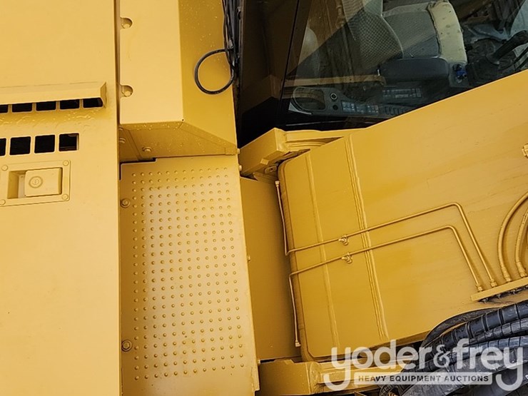 2011-caterpillar-328d-image-30