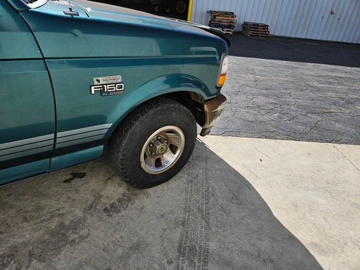 1996-ford-f150-image-22