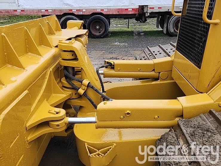2004-caterpillar-d6n-lgp-image-16