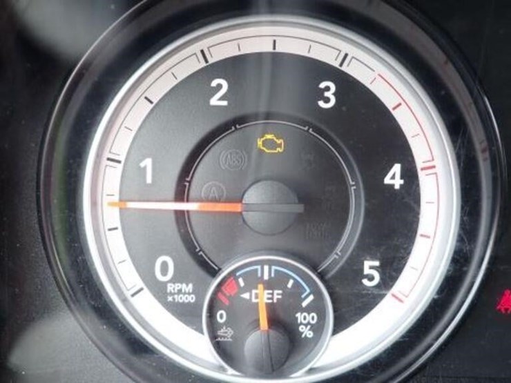 2014-ram-2500-hd-image-11