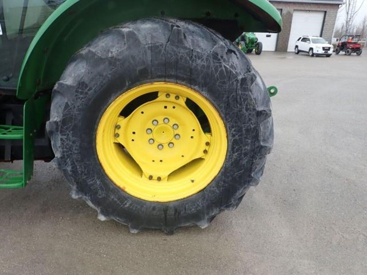 2016-john-deere-5085e-image-66