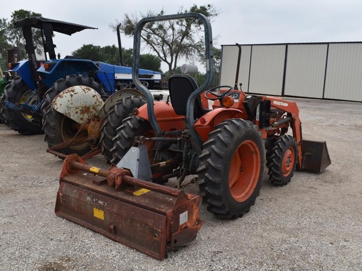 kubota-l2350-image-3