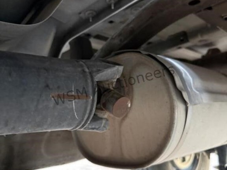 2013-chevrolet-silverado-1500-image-32