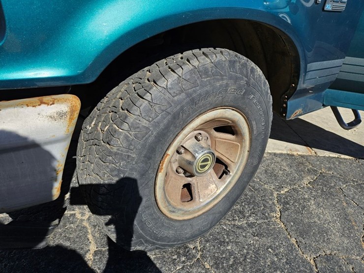 1996-ford-f150-image-37