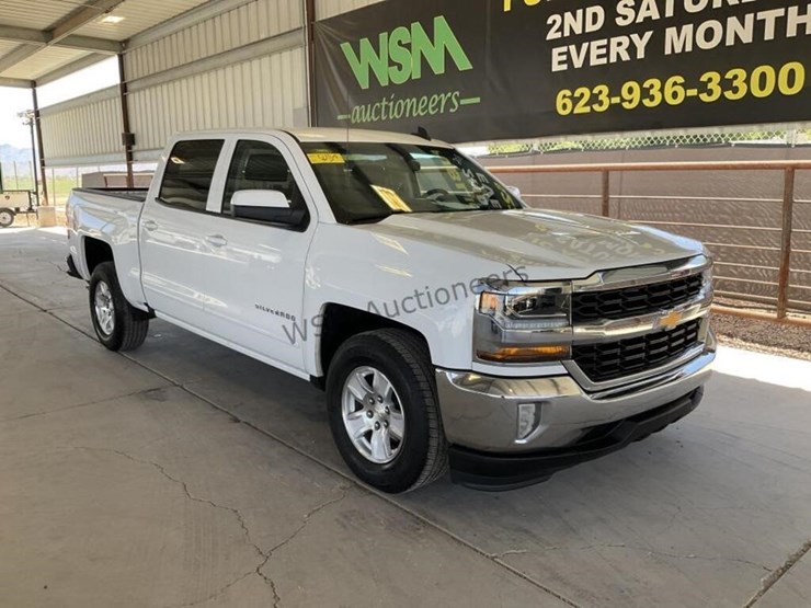 2018-chevrolet-silverado-1500-image-2