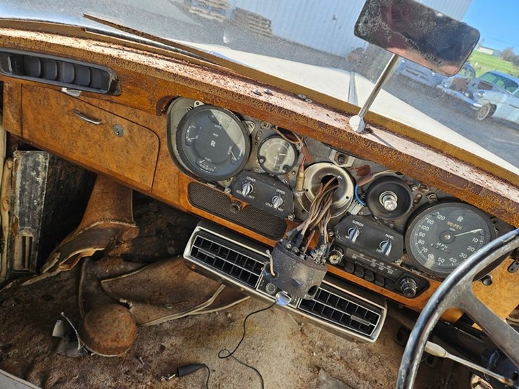 #35-•-rolls-royce-silver-cloud-sedan-image-31