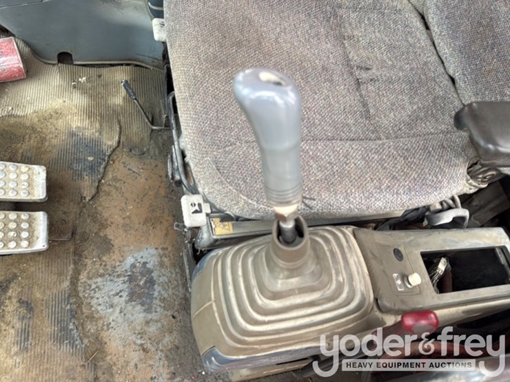 1996-hitachi-ex1100-3-image-37