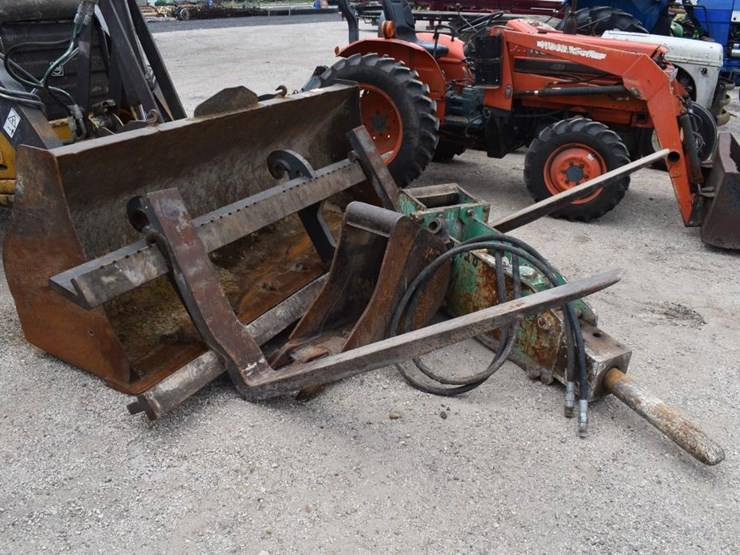 volvo-bl70b-image-8