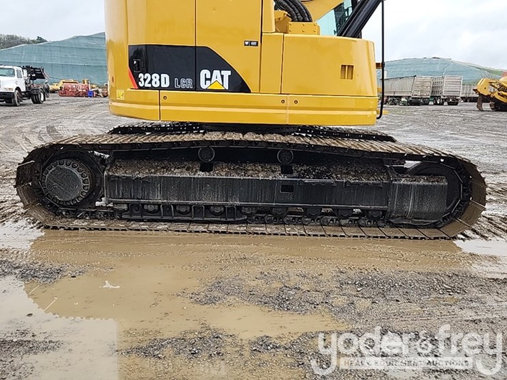 2011-caterpillar-328d-image-8