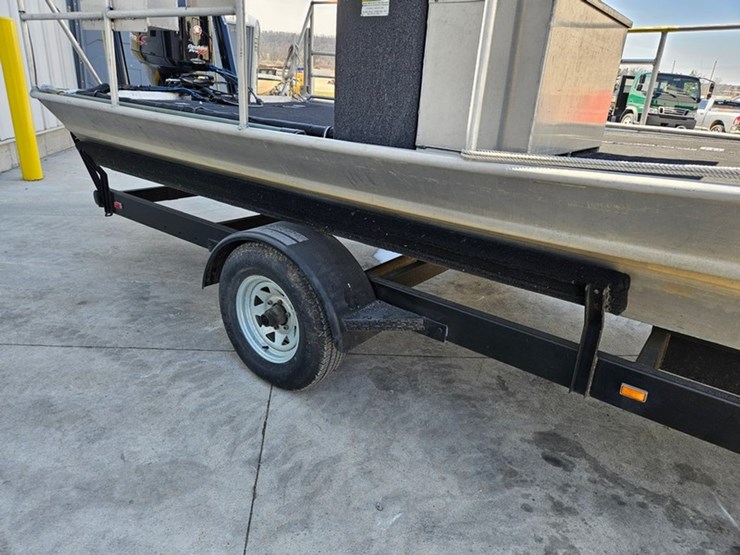 #22-•-clark-19'-flat-bottom-fishing-boat-image-61