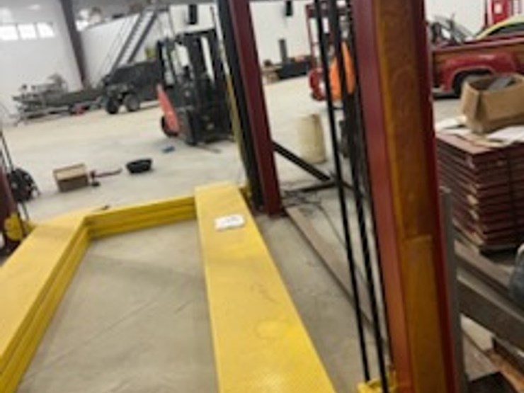 #20-•-target-lift-international-t4sfourhighstacker-car-l-image-13