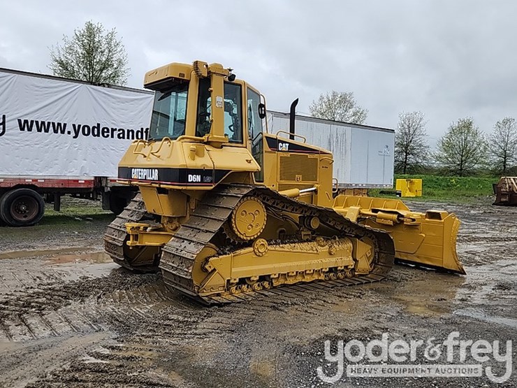 2004-caterpillar-d6n-lgp-image-4
