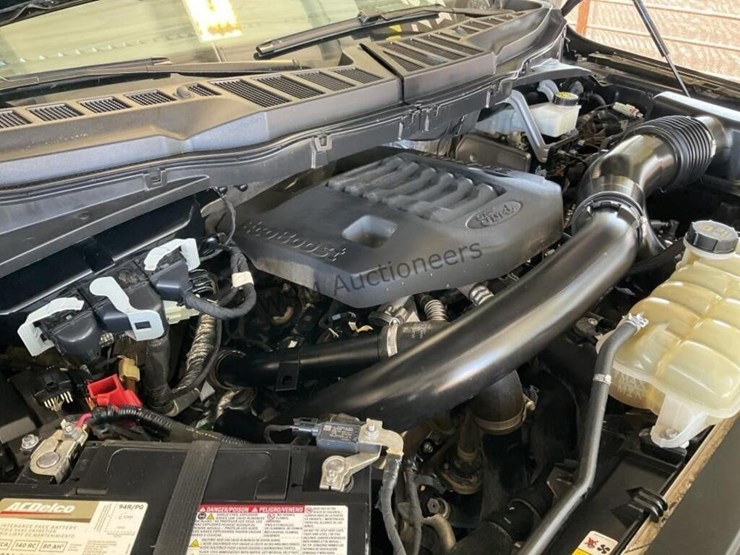 2021-ford-f150-image-12