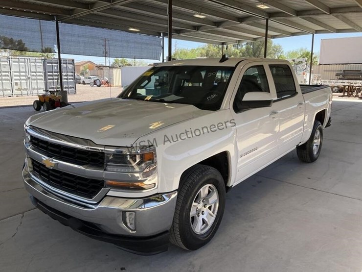 2018-chevrolet-silverado-1500-image-4