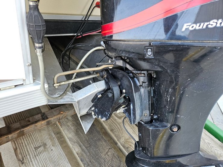 #21-•-bennington-2075rl-20'-pontoon-boat-image-33