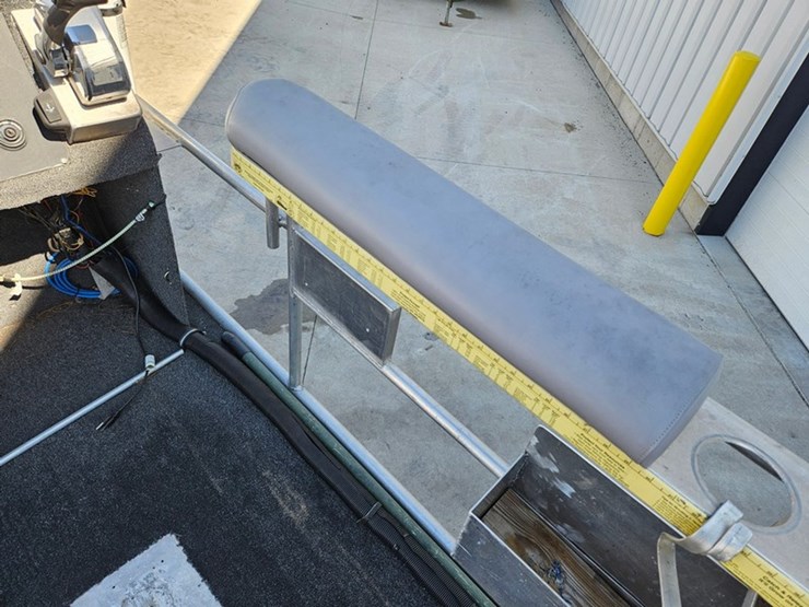 #22-•-clark-19'-flat-bottom-fishing-boat-image-27