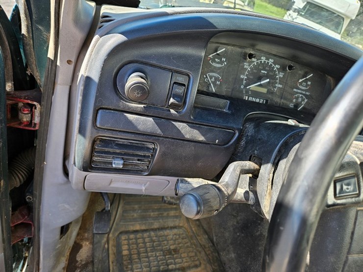 1996-ford-f150-image-26