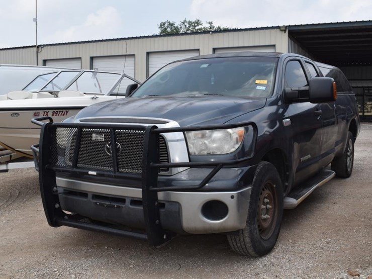 2007-toyota-tundra-image-1