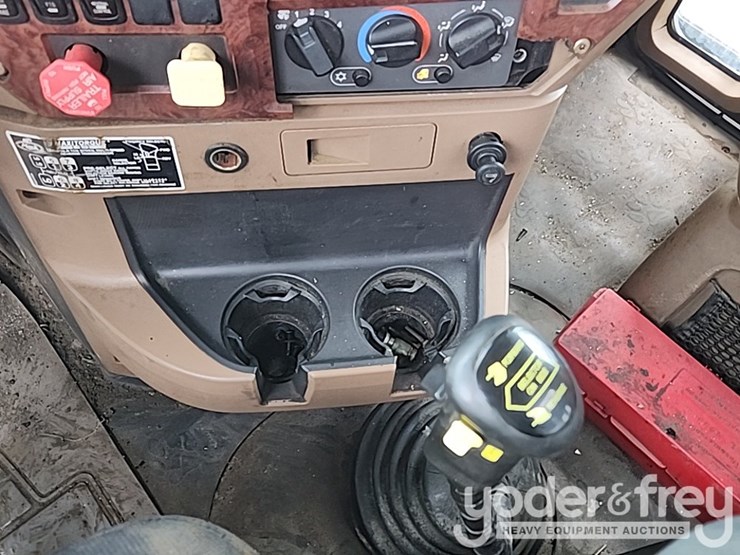 2010-mack-gu713-image-28