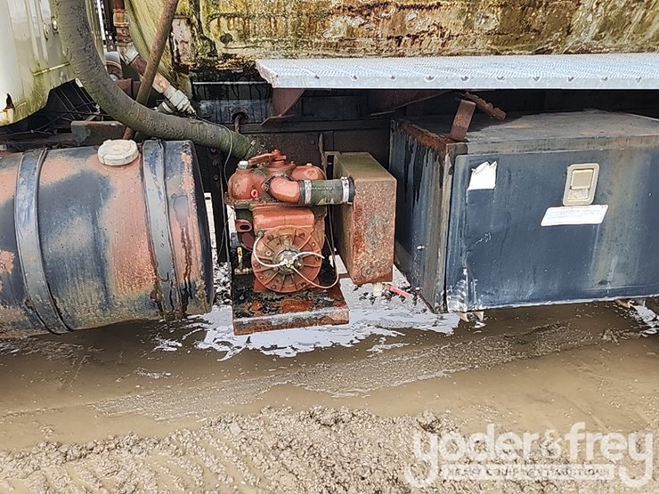 1989-international-7100-image-11