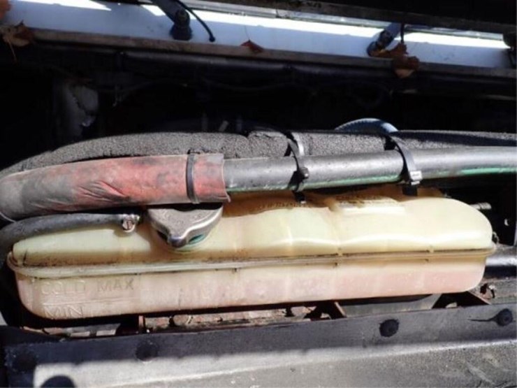 2008-freightliner-mt55-image-57