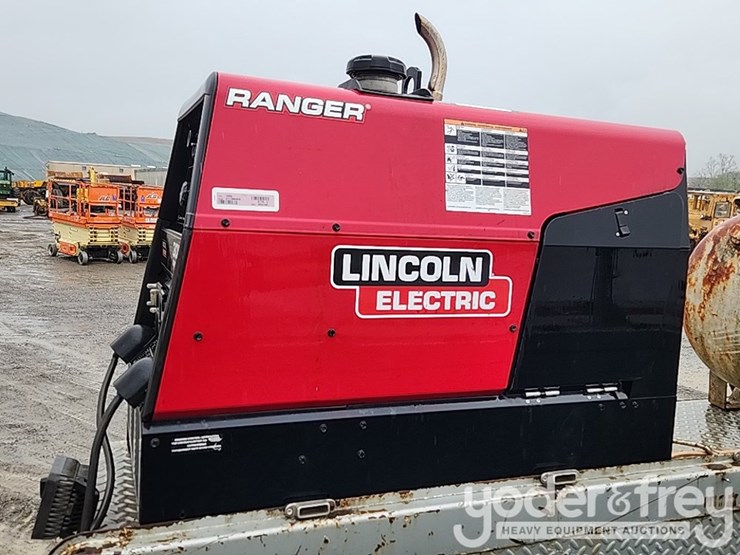 2005-international-durastar-4300-image-12