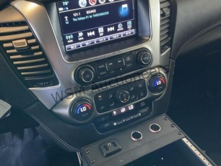 2019-chevrolet-tahoe-image-19