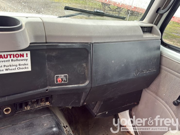 international-4700-image-22