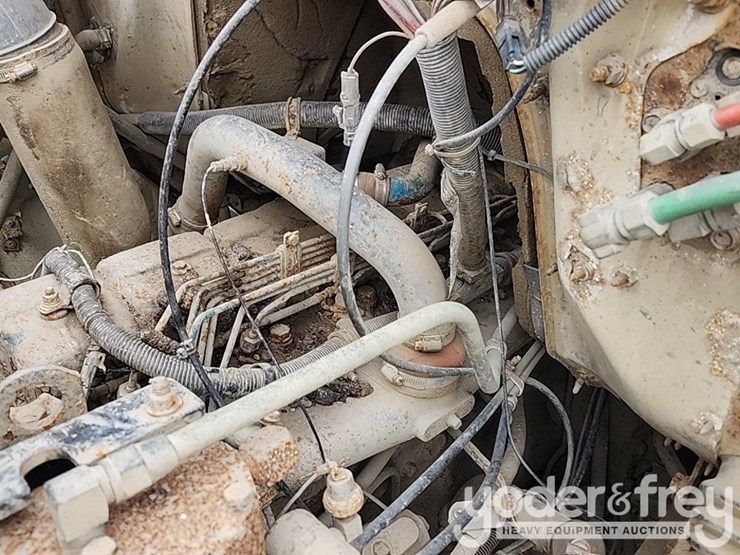 1989-international-7100-image-16