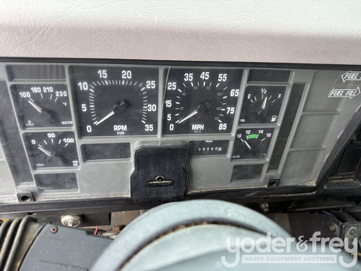 international-4700-image-29