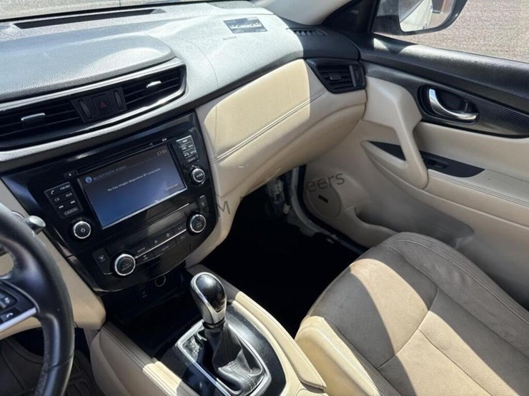 2018-nissan-x-trail-image-17