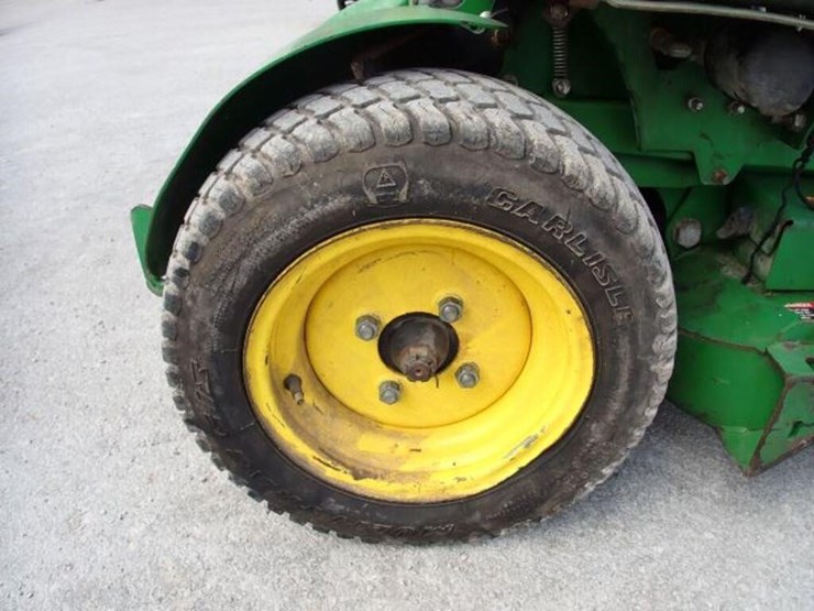 john-deere-636m-image-27