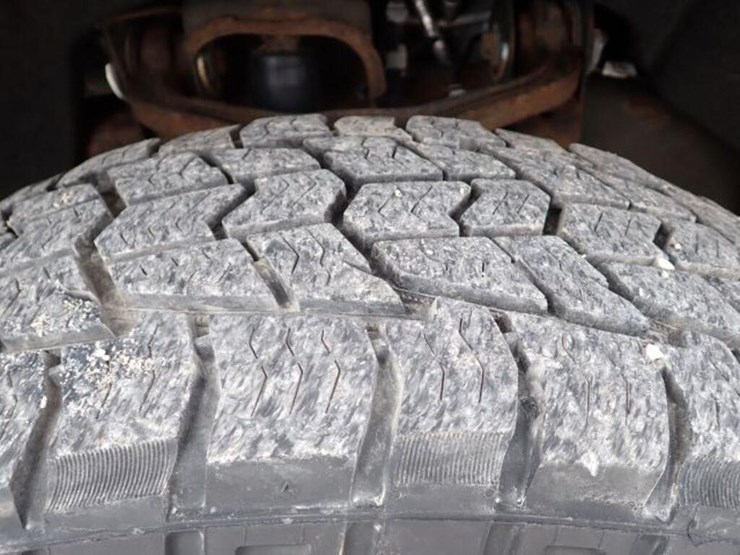 2022-chevrolet-2500hd-image-51