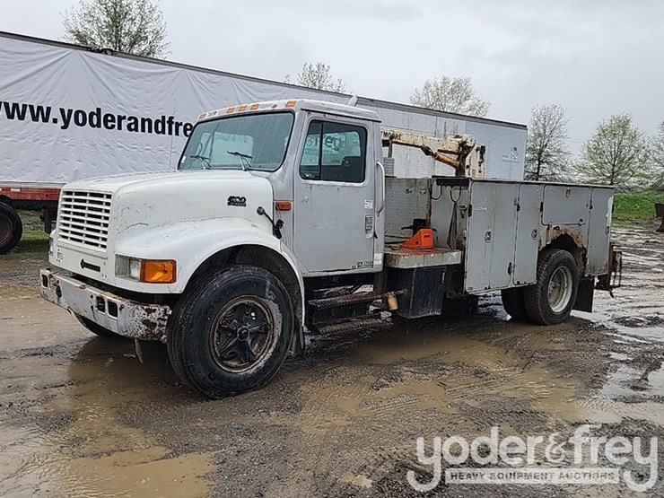 1994-international-4700-image-1