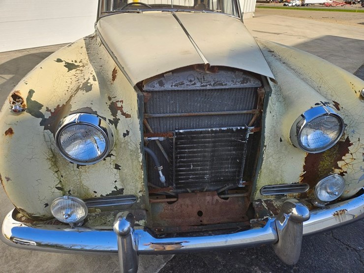 #35-•-rolls-royce-silver-cloud-sedan-image-15