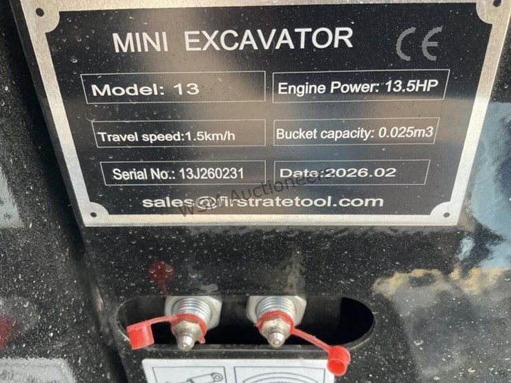 2026-miva-13-mini-excavator-image-11