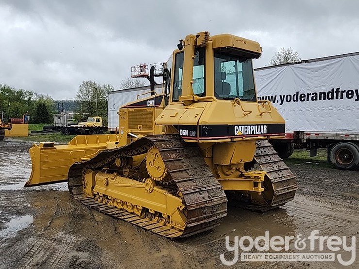 2004-caterpillar-d6n-lgp-image-3