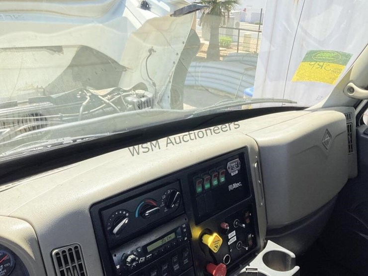 2009-international-workstar-7600-image-27