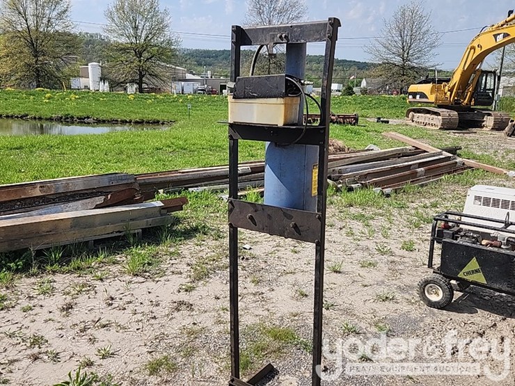 otc-oil-filter-crusher-image-3