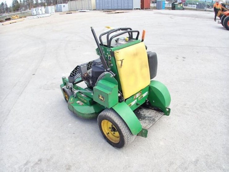 john-deere-636m-image-7