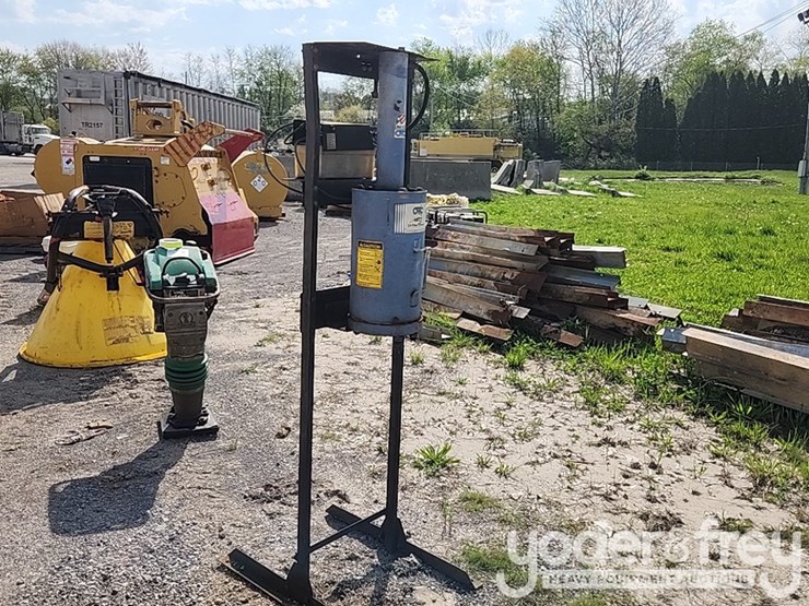 otc-oil-filter-crusher-image-2