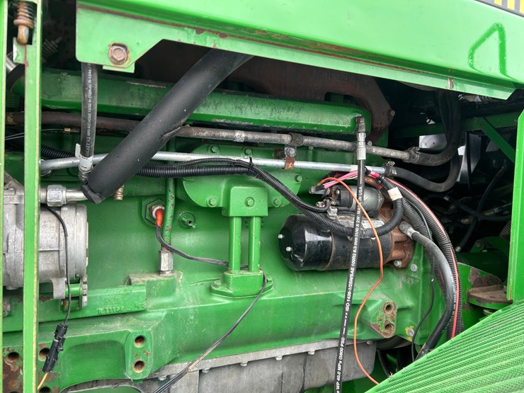 1989-john-deere-8560-image-13