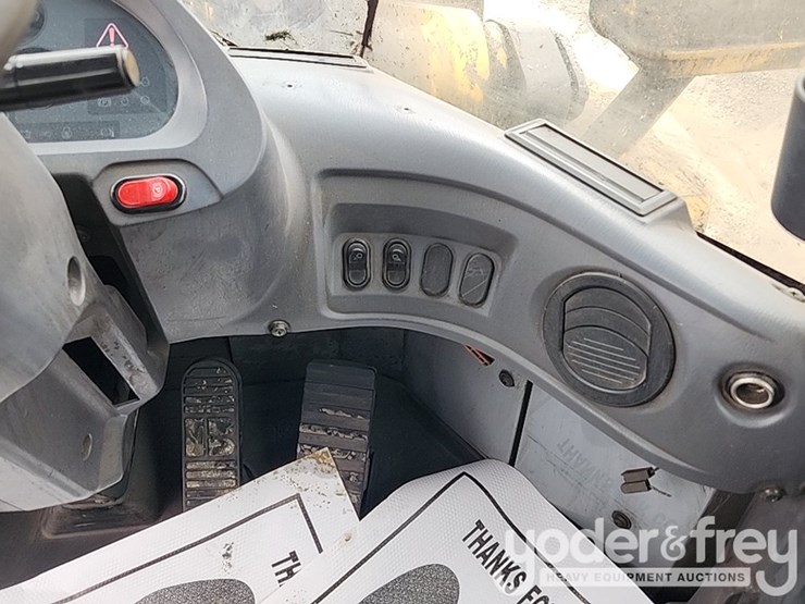 2007-komatsu-wa450-6-image-26