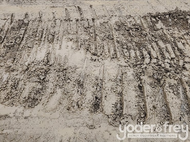 2011-caterpillar-328d-image-7