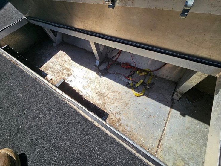 #22-•-clark-19'-flat-bottom-fishing-boat-image-43