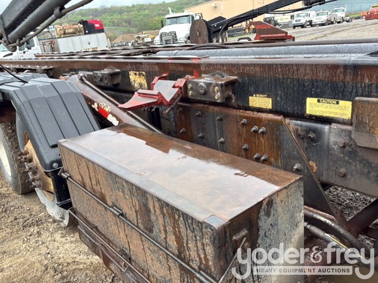 2015-western-star-4700sb-image-20