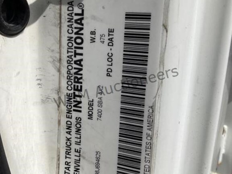 2008-international-7400-image-21