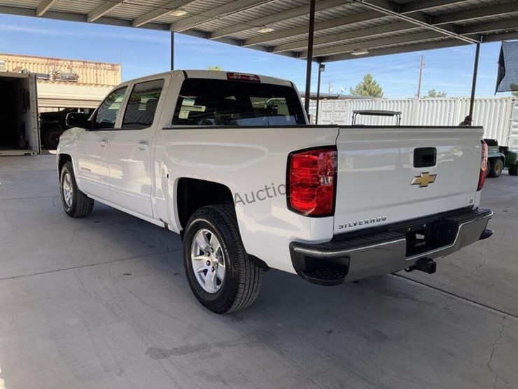 2018-chevrolet-silverado-1500-image-5