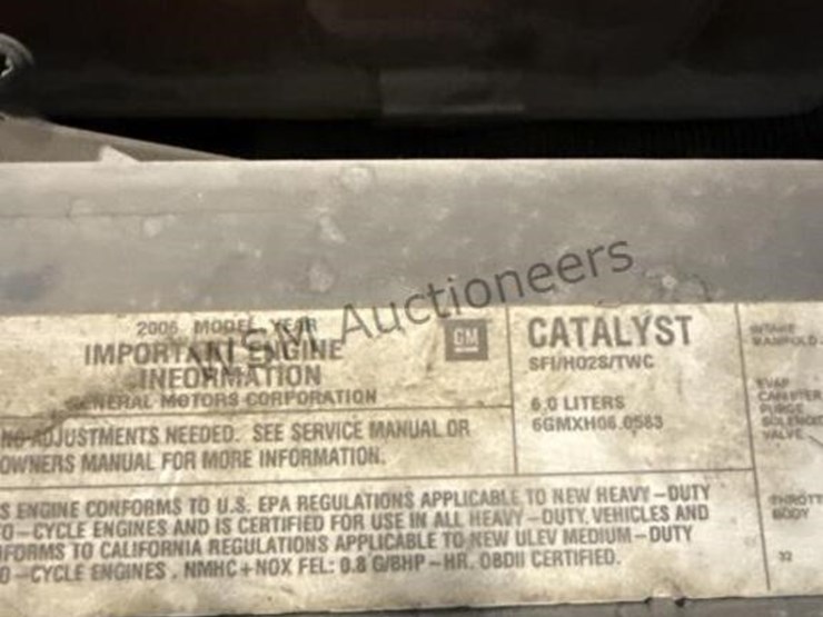 2006-chevrolet-silverado-3500-image-15
